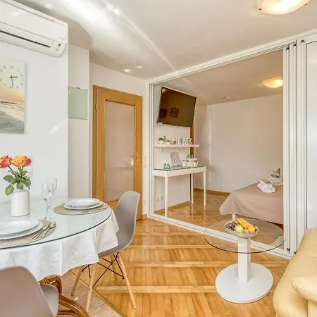 Lili Kastav * Rubesi